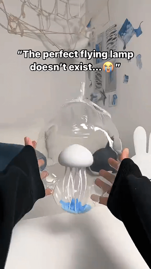 GellyGlow™ Tentacle LED Jelly Lamp 🪼